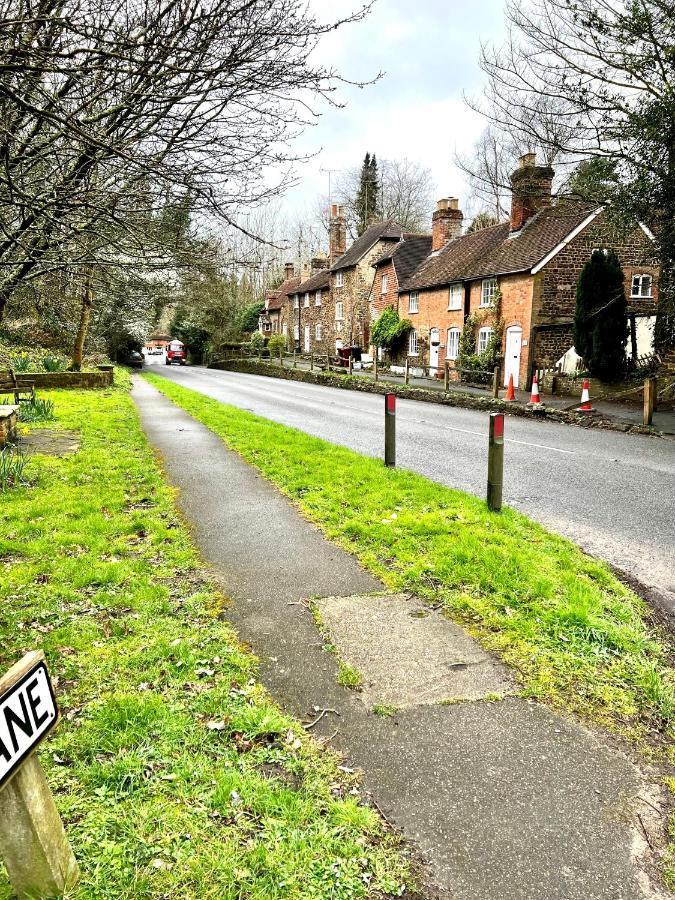 4 St Richard'S Cottages Fittleworth 외부 사진